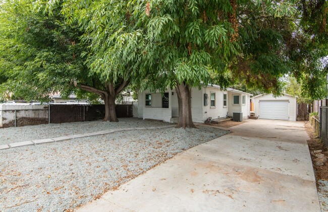 property at 814 10th St