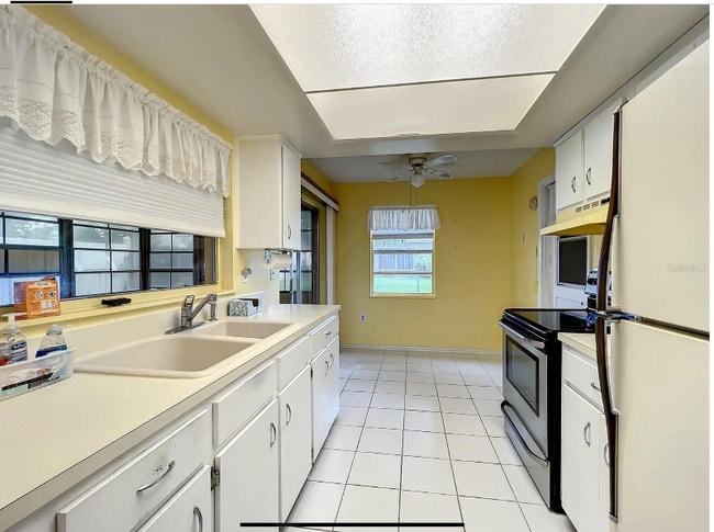 1238 Waters Edge Dr in Lakeland, FL - Building Photo - Building Photo
