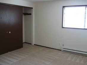 Mapleview Apartments in Beaverton, OR - Building Photo - Interior Photo