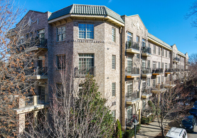 Piedmont Crest in Atlanta, GA - Foto de edificio - Building Photo