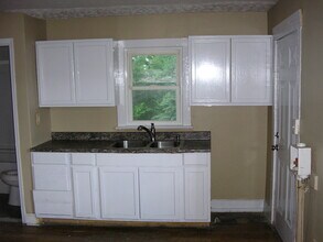 1275 Durbin Dr in Bowling Green, KY - Building Photo - Building Photo