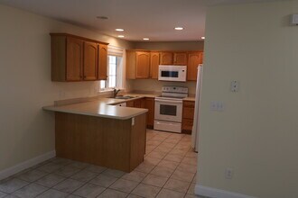 38 Storer St in Saco, ME - Building Photo - Building Photo