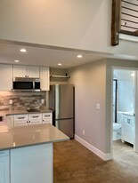 2216 1/2 Motta St in Woodland, CA - Building Photo