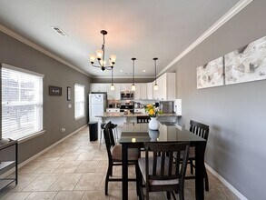 3807 W Pawnee Rd in Rogers, AR - Building Photo - Building Photo