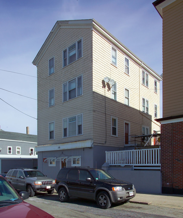 110 Eagle St in Fall River, MA - Building Photo