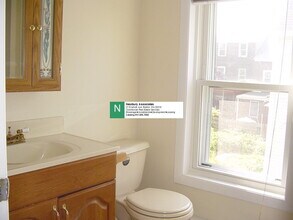 164 Bowen St, Unit 1 in Boston, MA - Building Photo - Building Photo