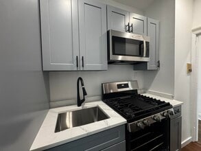 149 Zabriskie St in Jersey City, NJ - Foto de edificio - Building Photo