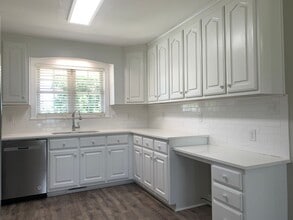 106 Southview Ct in Princeton, NC - Building Photo - Building Photo