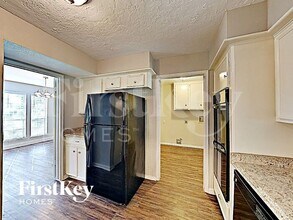 23003 Elephant Walk St in Spring, TX - Foto de edificio - Building Photo