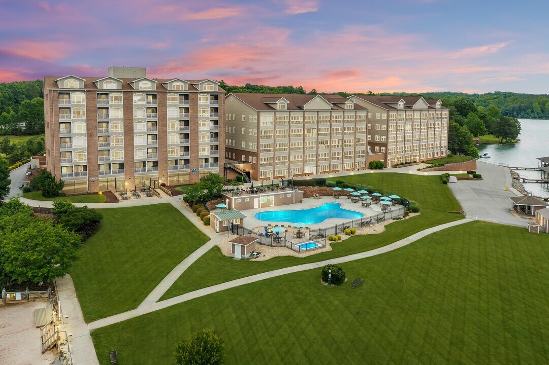 1245 Graves Harbor Trail in Huddleston, VA - Building Photo