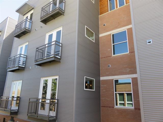 property at 928 Travis Ave