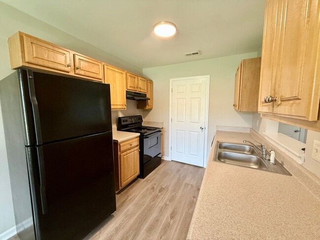 property at 4605 Palm Breeze Ln