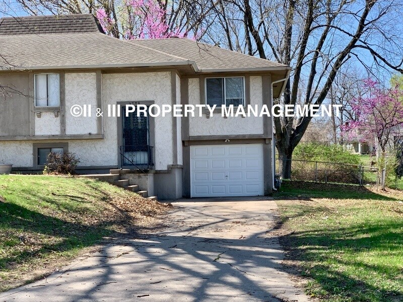 2742 N 82 St in Kansas City, KS - Building Photo