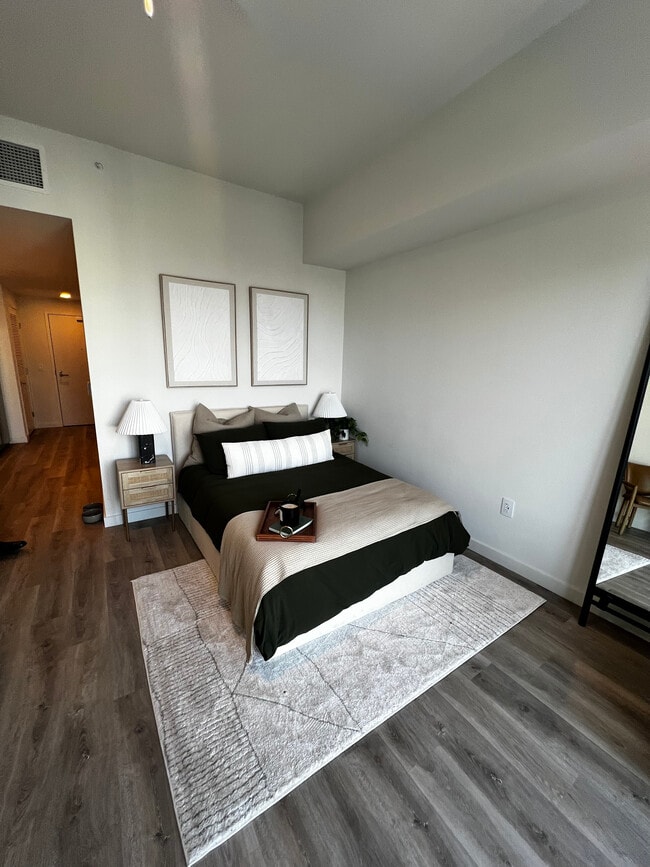 81 NW 32nd St, Unit S1 in Miami, FL - Building Photo - Building Photo
