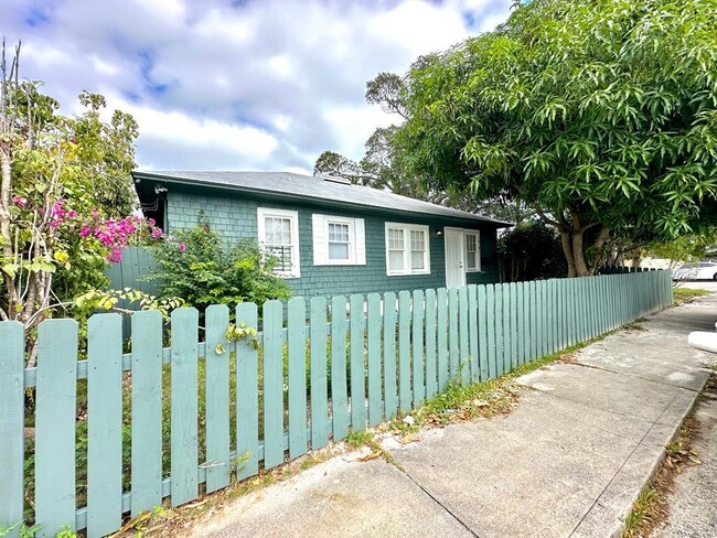 property at 2101 Ponce De Leon Ave