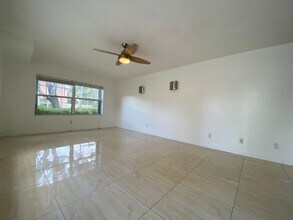 1941 Hartford Ct in West Palm Beach, FL - Building Photo - Building Photo