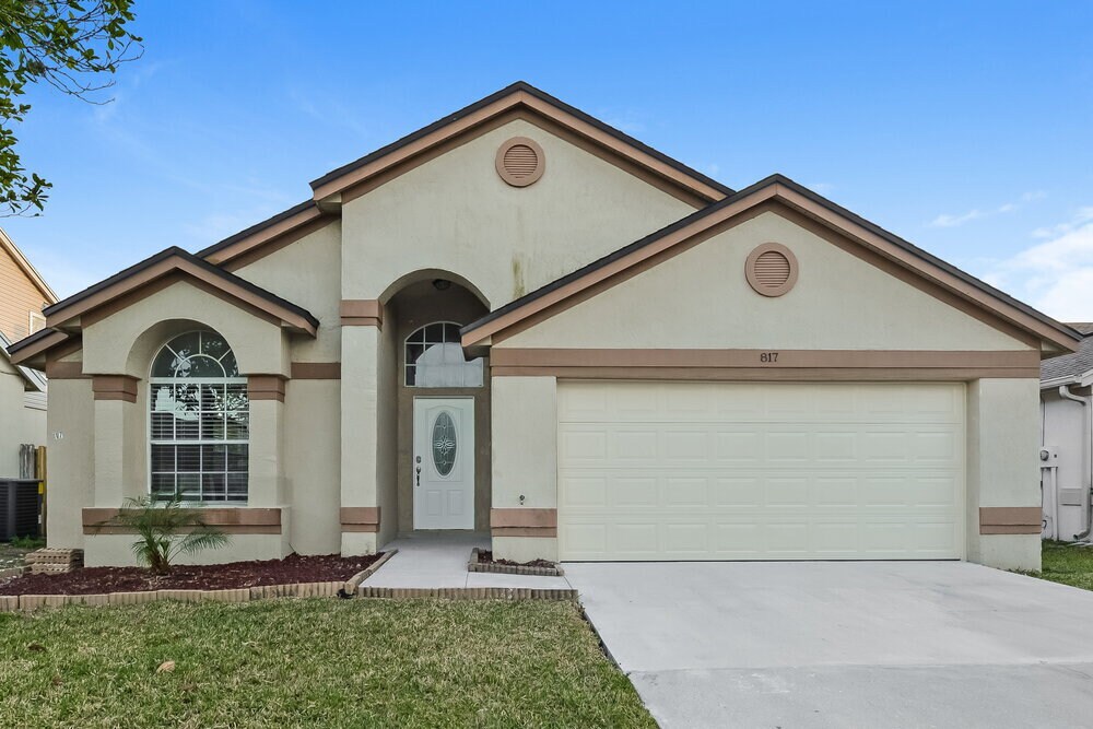817 Avon Ct in Lake Mary, FL - Building Photo