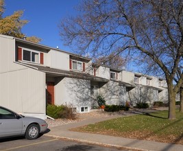 Pepperwood Apartments in Wisconsin Rapids, WI - Building Photo - Building Photo