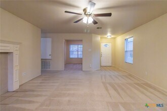 2203 Maedell Dr in Killeen, TX - Building Photo - Building Photo