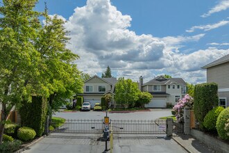 Lakeside at Cypress Cove in Kent, WA - Building Photo - Building Photo