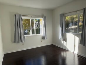 1802 S Lane St in Seattle, WA - Foto de edificio - Building Photo