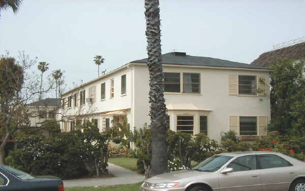 1030 5th St in Santa Monica, CA - Foto de edificio