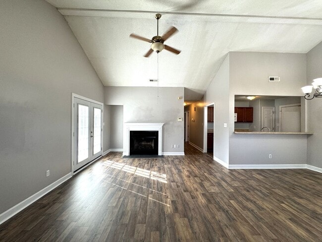 111 Honey Tree Ct in Piney Green, NC - Building Photo - Building Photo