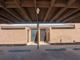 1477 E 27th Ave, Unit 4 in Apache Junction, AZ - Building Photo