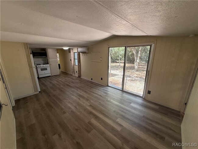 7146 N Carl G Rose Hwy in Hernando, FL - Building Photo - Building Photo