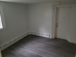 15 N Royal St, Unit 2 in York, PA - Building Photo - Building Photo