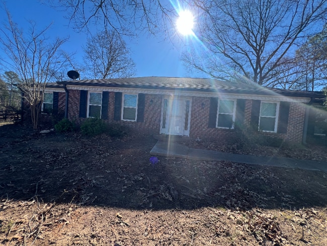 8373 Brewer Rd in Douglasville, GA - Building Photo - Building Photo