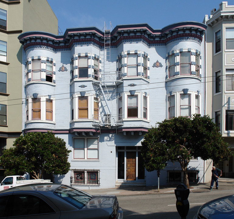 1660 Sacramento St in San Francisco, CA - Building Photo