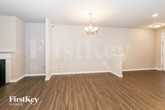 3196 Baylor Cir in Mcdonough, GA - Foto de edificio - Building Photo