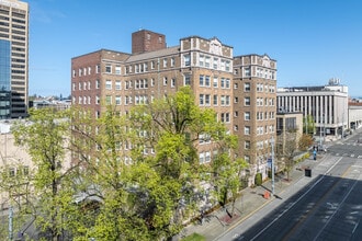 Malloy Apartment Homes in Seattle, WA - Building Photo - Building Photo