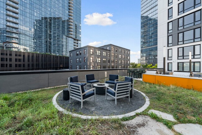 853 W Blackhawk St in Chicago, IL - Building Photo - Building Photo