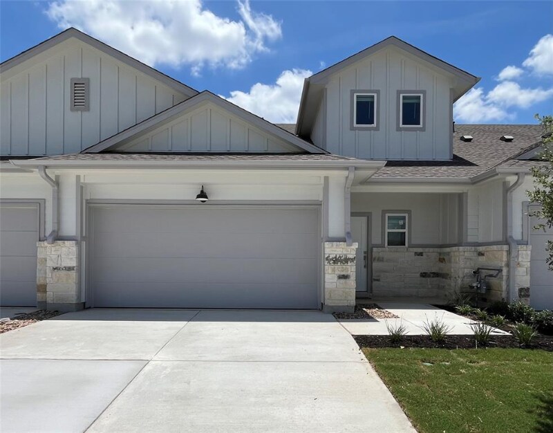 8521 Wellspring Loop in Round Rock, TX - Foto de edificio