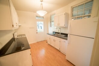 2604 S Carrollton Ave in New Orleans, LA - Building Photo - Building Photo