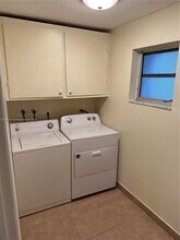 2142 Nova Village Dr in Davie, FL - Building Photo - Building Photo