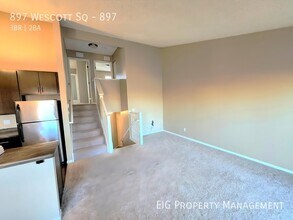 897 Wescott Square in St. Paul, MN - Building Photo - Building Photo
