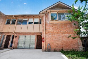 6315 Crab Orchard Rd in Houston, TX - Building Photo