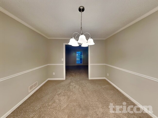 2855 Dellinger Dr in Marietta, GA - Foto de edificio - Building Photo