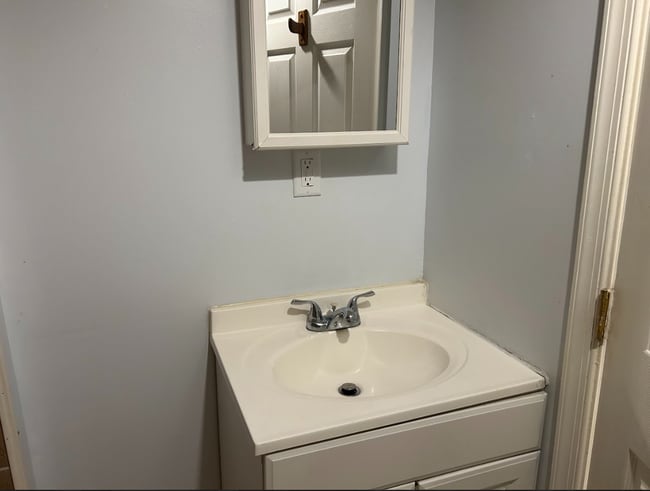 220 S Stricker St in Baltimore, MD - Building Photo - Building Photo