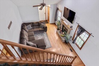 1810 Vladimir Dr in Bloomington, IL - Building Photo - Building Photo