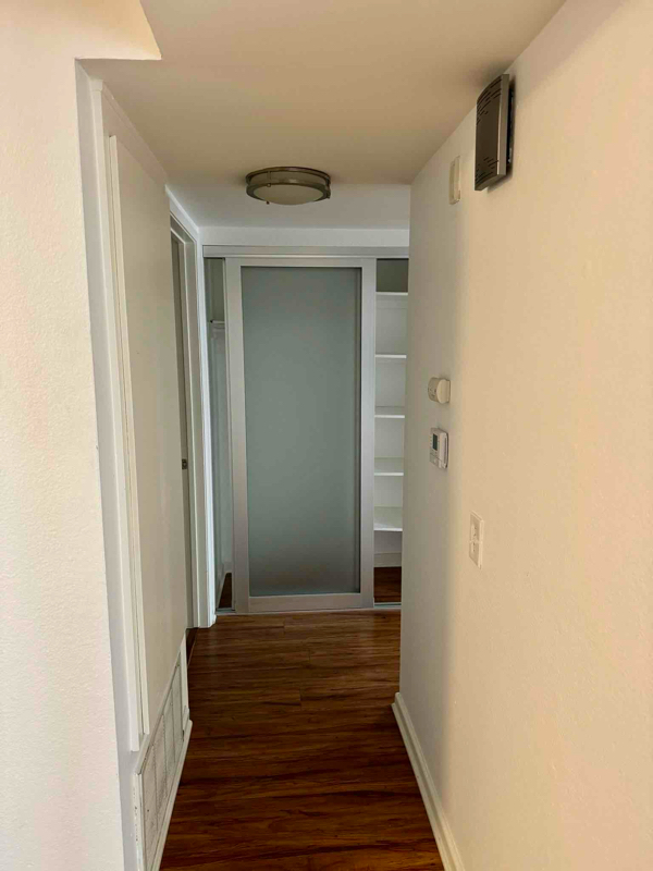 8300 Manitoba St in Los Angeles, CA - Building Photo - Building Photo
