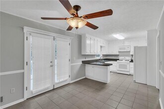 4899 Raven Way NE in Marietta, GA - Foto de edificio - Building Photo