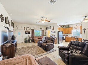 1033 E Irvine Rd in Phoenix, AZ - Building Photo - Building Photo