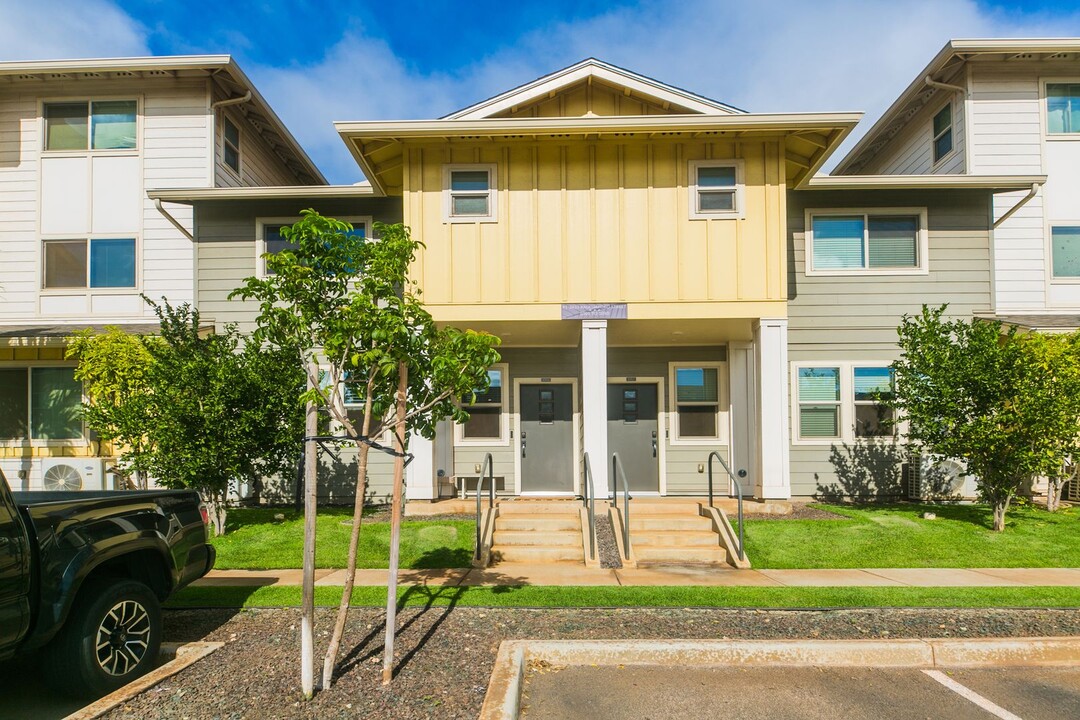 91-3633-3633 Kauluakoko St in Ewa Beach, HI - Building Photo
