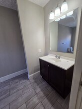 15 Woodbine St in Providence, RI - Foto de edificio - Building Photo