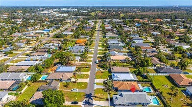 754 105th Ave N in Naples, FL - Building Photo - Building Photo