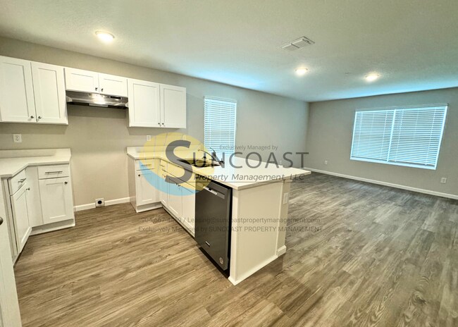 6421 Breezy Oaks Wy, Unit 101 in Jacksonville, FL - Building Photo - Building Photo